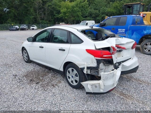 2017 FORD FOCUS S 3