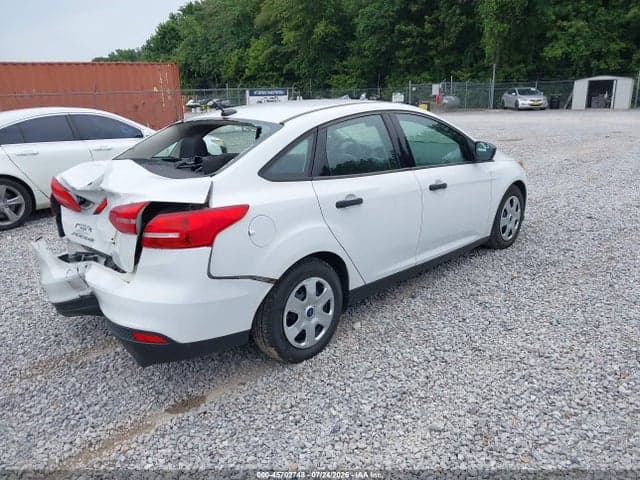 2017 FORD FOCUS S 4