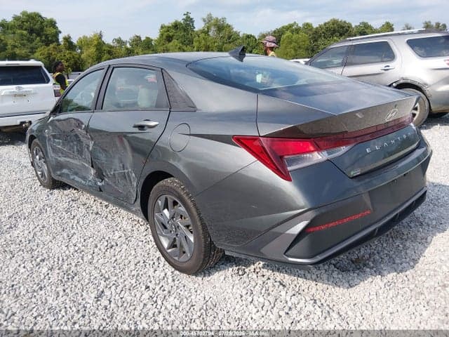 2024 HYUNDAI ELANTRA SEL 3