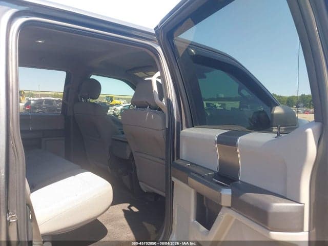2017 FORD F-150 XLT 8