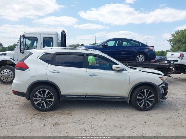 2017 NISSAN ROGUE SL 14