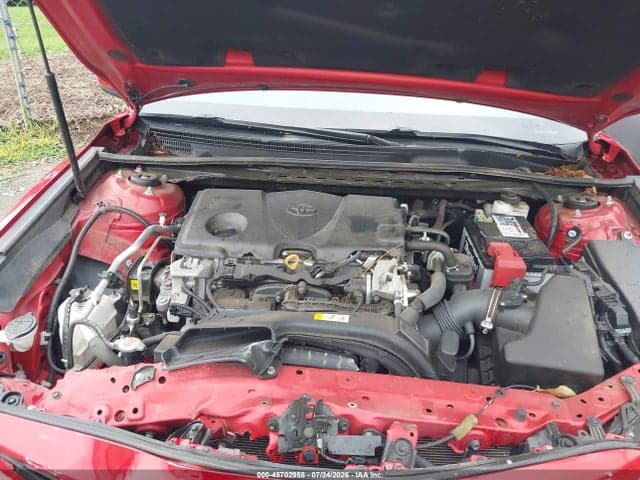 2020 TOYOTA CAMRY SE 10