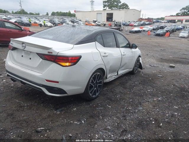 2024 NISSAN SENTRA SR XTRONIC CVT 4