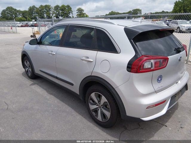 2017 KIA NIRO EX 3