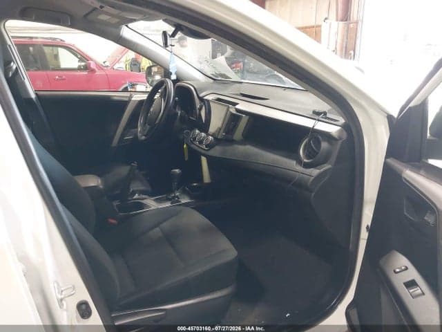 2018 TOYOTA RAV4 LE 5