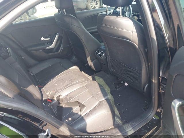 2020 MERCEDES-BENZ A 220 4MATIC 8