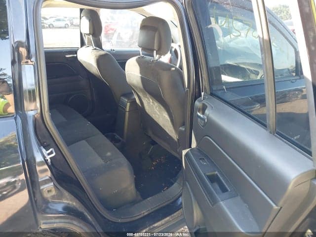 2017 JEEP COMPASS SPORT 8