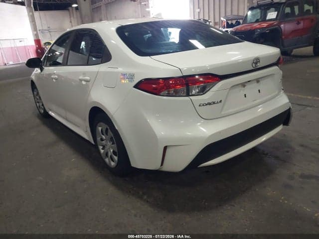 2021 TOYOTA COROLLA LE 3