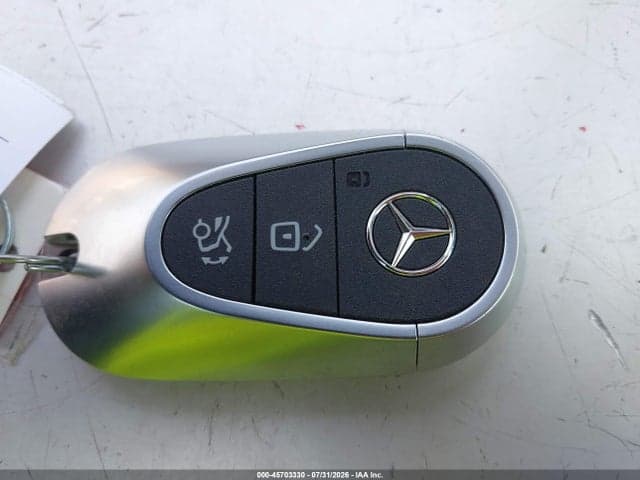 2025 MERCEDES-BENZ C 300 11
