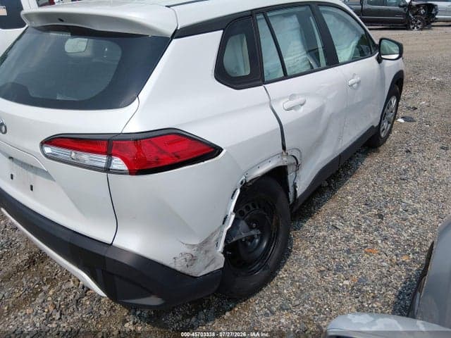2025 TOYOTA COROLLA CROSS L 6