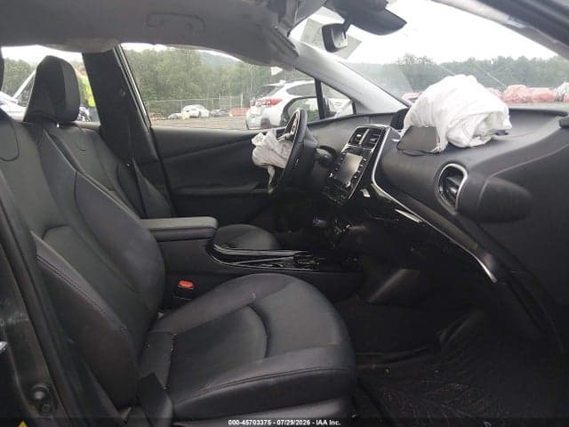 2020 TOYOTA PRIUS XLE AWD-E 5