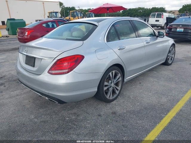 2017 MERCEDES-BENZ C 300 4