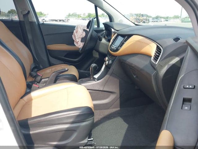 2020 CHEVROLET TRAX FWD LT 5