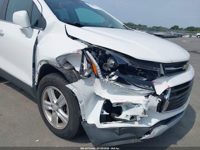 2020 CHEVROLET TRAX FWD LT 6