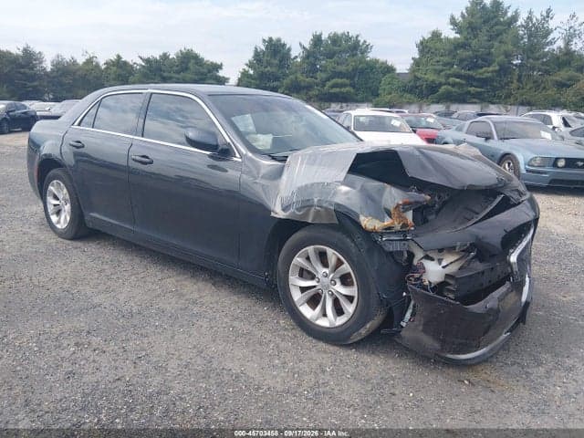 2019 CHRYSLER 300 TOURING 1
