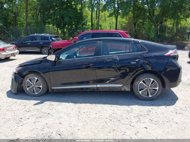 2022 HYUNDAI IONIQ PLUG-IN HYBRID SE 14
