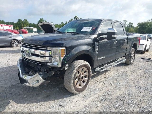 2019 FORD F-250 LARIAT 2