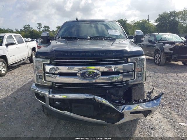 2019 FORD F-250 LARIAT 12