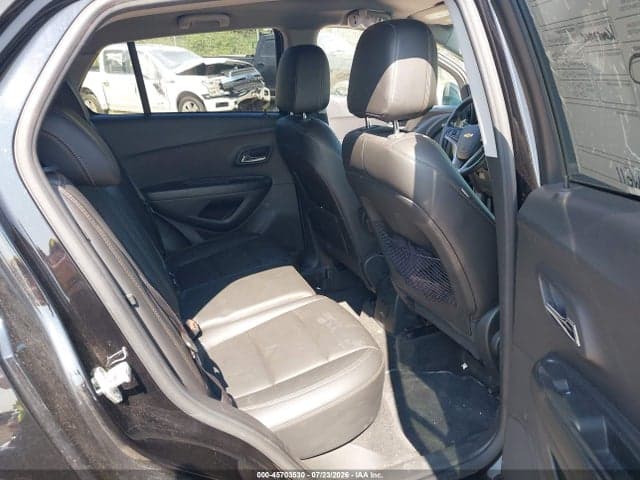 2021 CHEVROLET TRAX AWD LT 8