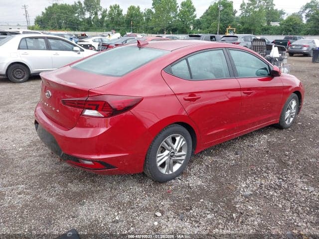2020 HYUNDAI ELANTRA SEL 4