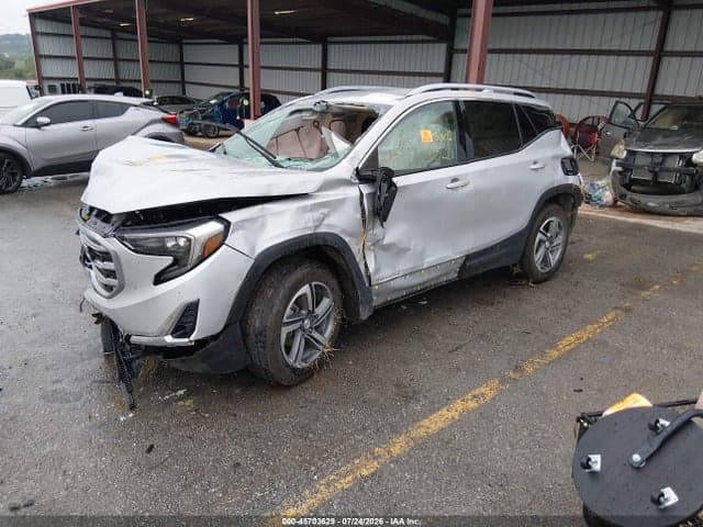2019 GMC TERRAIN SLT 2