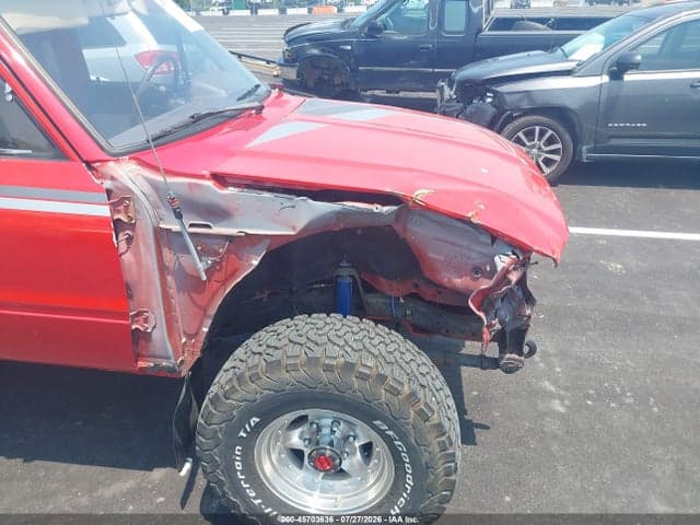 1982 TOYOTA PICKUP RN48 6
