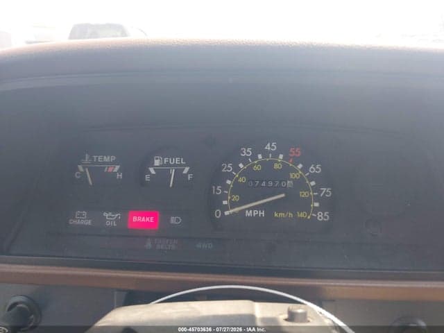 1982 TOYOTA PICKUP RN48 7