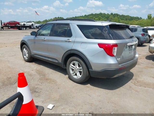 2023 FORD EXPLORER XLT 3