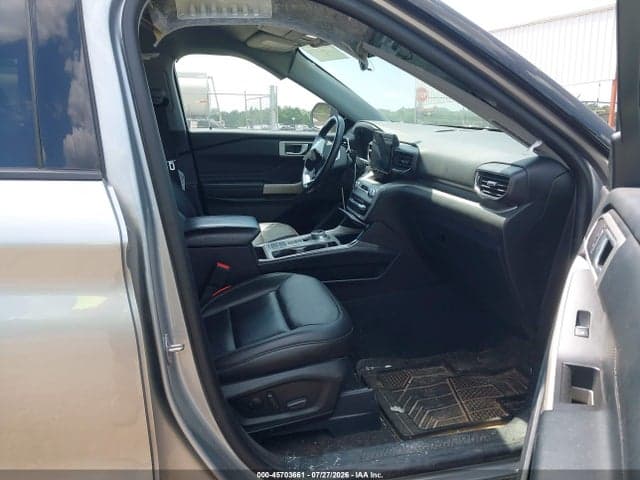 2023 FORD EXPLORER XLT 5