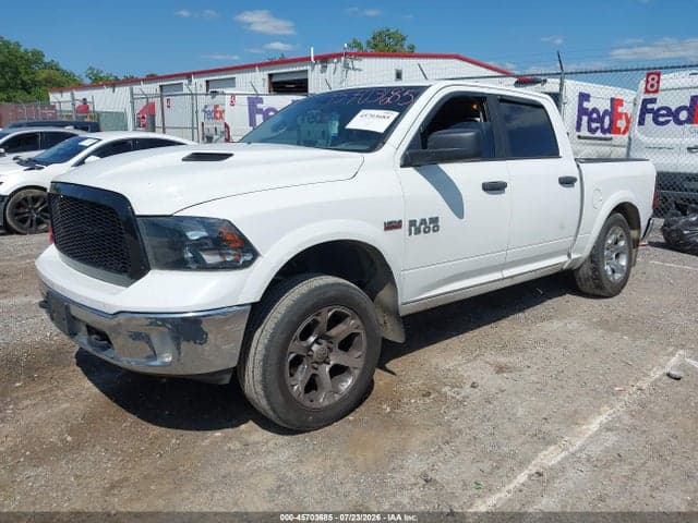 2017 RAM 1500 SLT 2