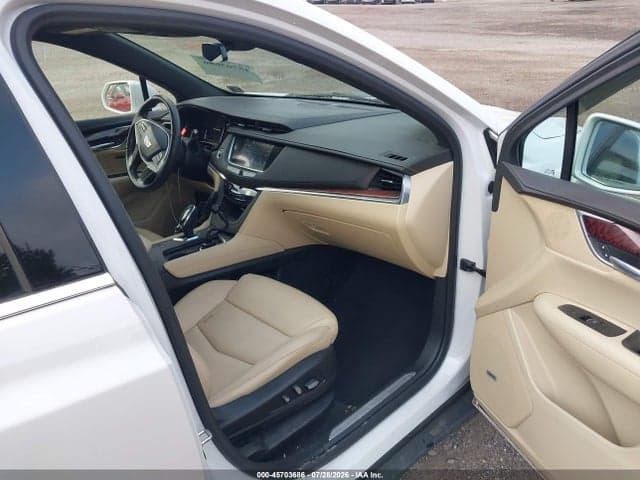2018 CADILLAC XT5 LUXURY 5