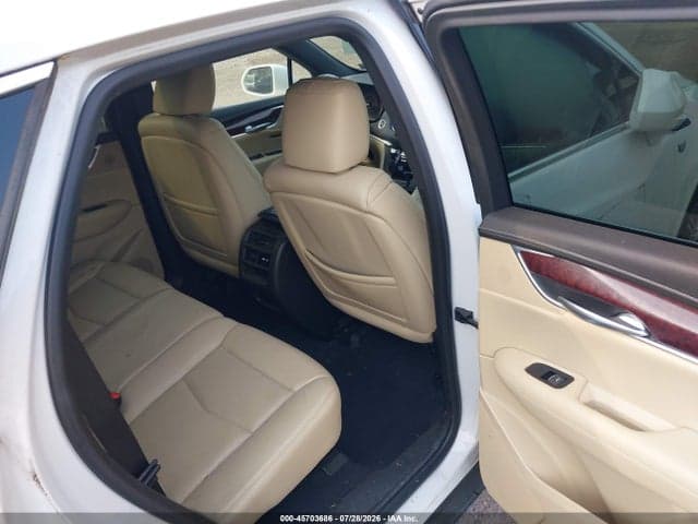 2018 CADILLAC XT5 LUXURY 8