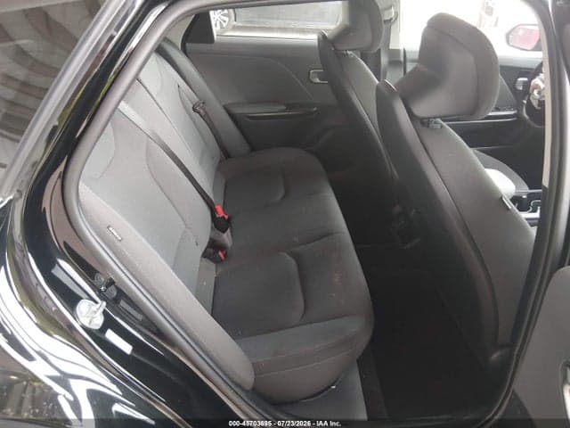 2025 KIA K4 LXS 8