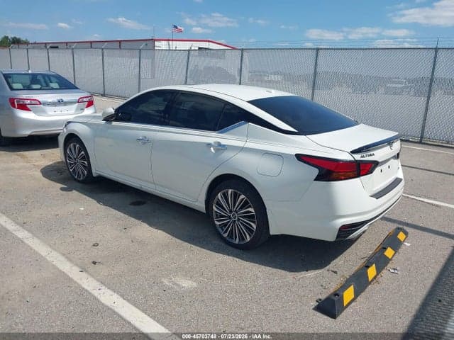 2025 NISSAN ALTIMA SL AWD 3