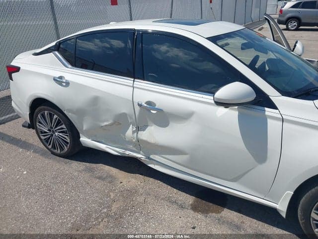 2025 NISSAN ALTIMA SL AWD 6