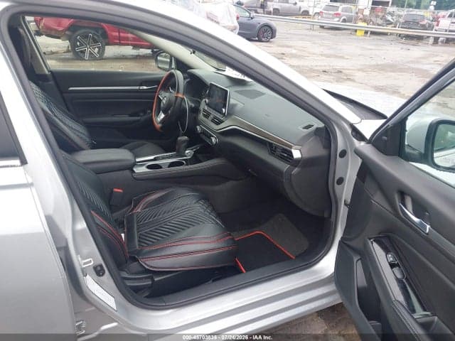 2023 NISSAN ALTIMA SV FWD 5