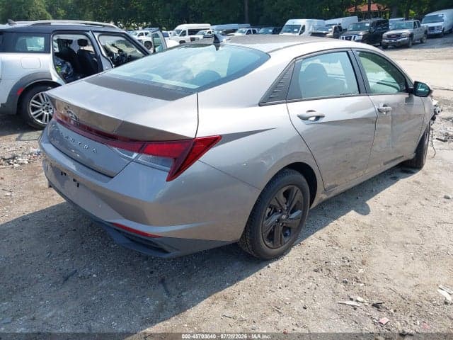 2021 HYUNDAI ELANTRA SEL 4