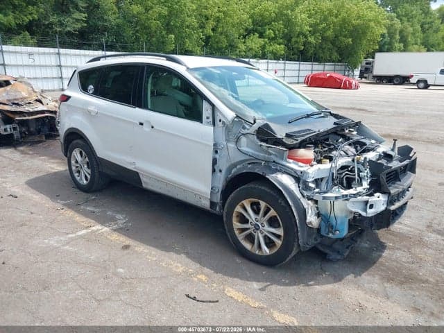 2018 FORD ESCAPE SE 1