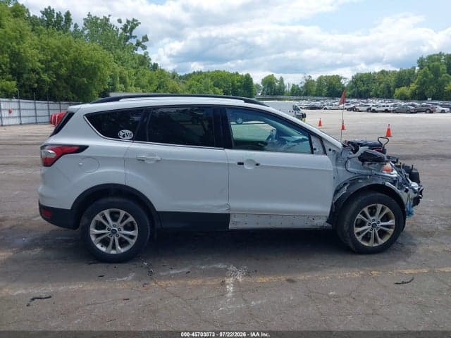 2018 FORD ESCAPE SE 14
