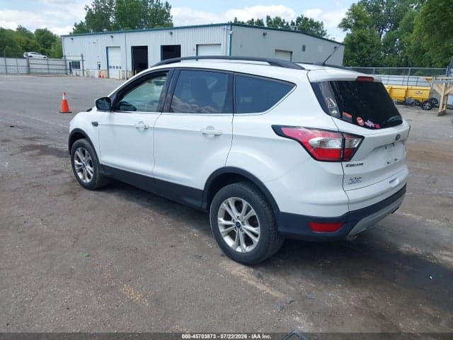 2018 FORD ESCAPE SE 3