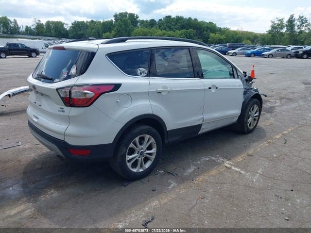 2018 FORD ESCAPE SE 4