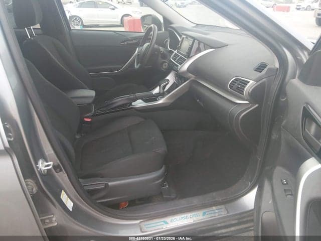 2019 MITSUBISHI ECLIPSE CROSS ES 5