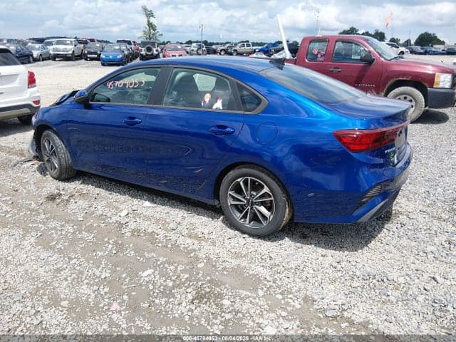 2023 KIA FORTE 3