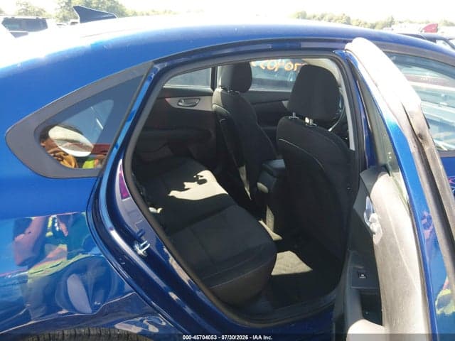 2023 KIA FORTE 8