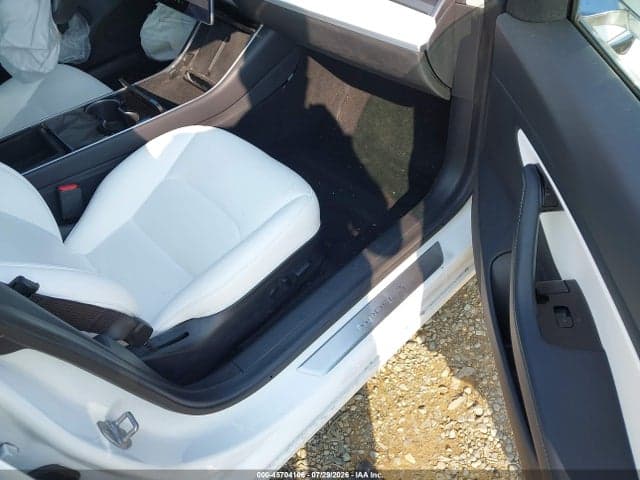 2019 TESLA MODEL 3 LONG RANGE/PERFORMANCE 5