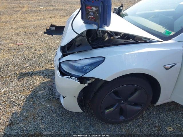 2019 TESLA MODEL 3 LONG RANGE/PERFORMANCE 10
