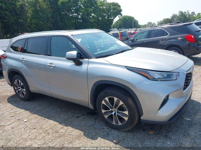 2020 TOYOTA HIGHLANDER XLE 1