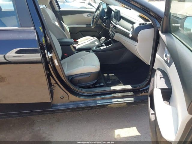 2022 KIA FORTE LXS 5