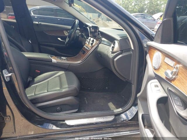 2021 MERCEDES-BENZ C 300 4MATIC 5