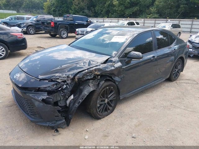 2025 TOYOTA CAMRY SE 2